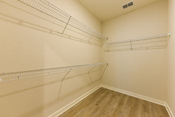 Walk in closet